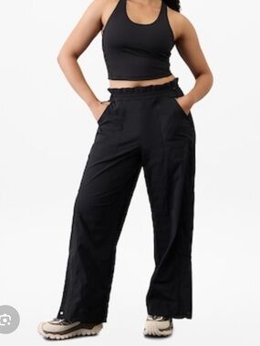 Athleta Trekkie High Rise Parachute Pant